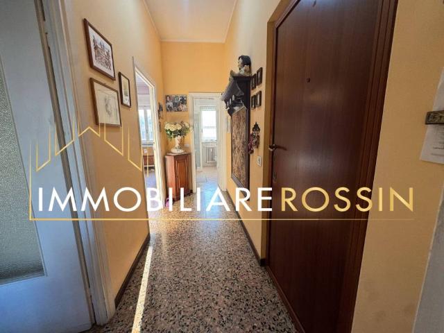Appartamento in vendita a Molinetto di Lorenteggio, Corsico