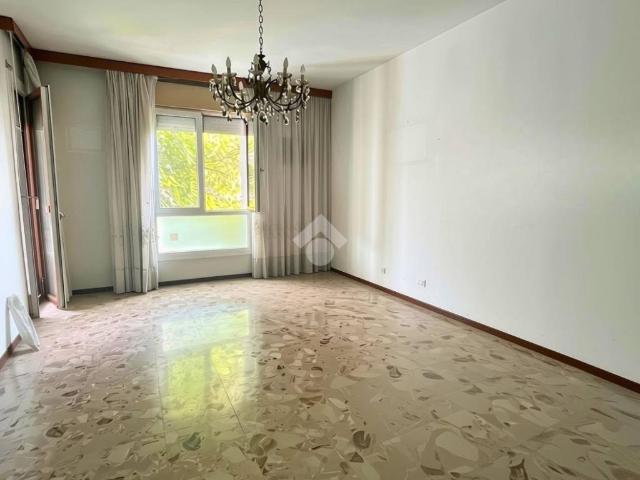 Appartamento in vendita a Molinetto di Lorenteggio, Corsico