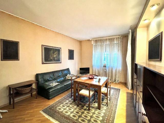 Appartamento in vendita a Molinetto di Lorenteggio, Corsico
