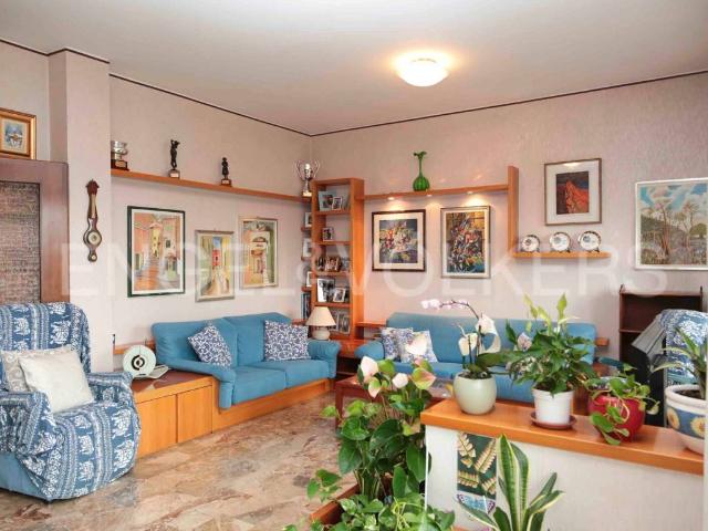 Appartamento in vendita a Molinetto di Lorenteggio, Corsico