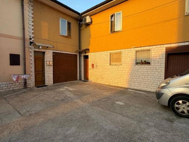 Appartamento in vendita a Cignone, Corte de' Cortesi con Cignone