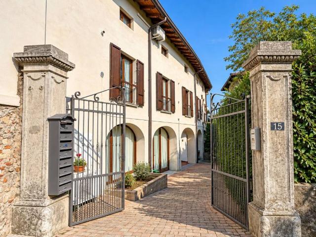 Appartamento in vendita a Colombaro, Corte Franca