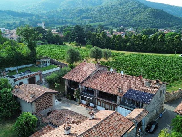Appartamento in vendita a Corte Franca, Lombardia