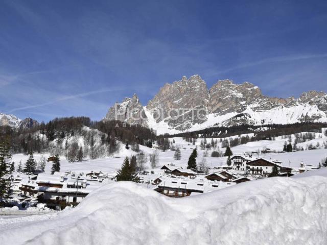 Appartamento in vendita a Ronco, Cortina D'ampezzo