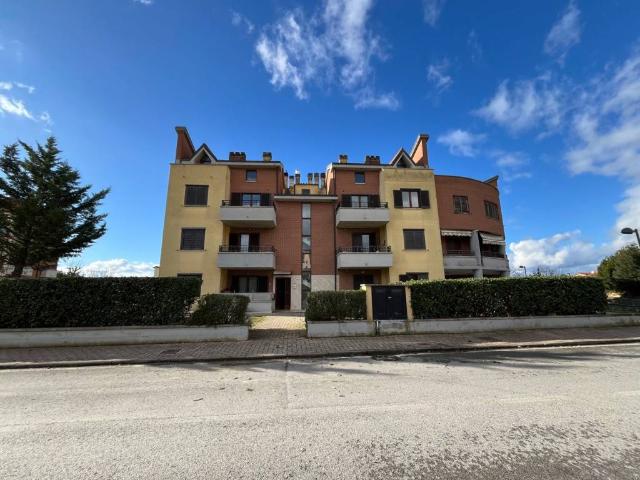 Appartamento in vendita a Cortona, Toscana