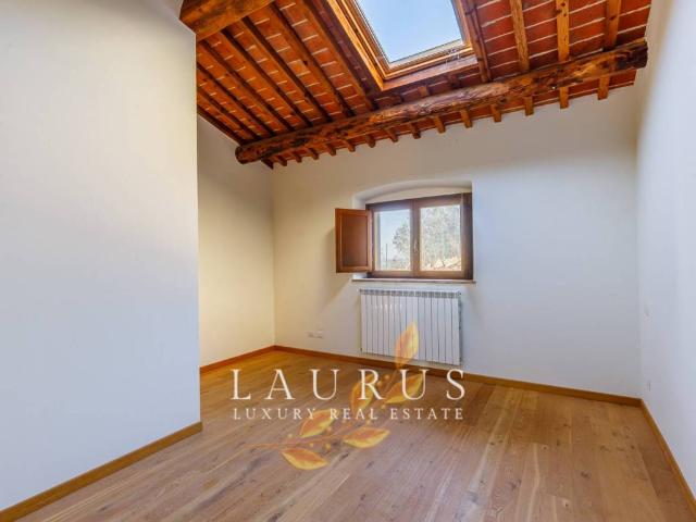 Appartamento in vendita a Montecchio, Cortona