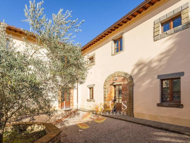 Appartamento in vendita a Montecchio, Cortona