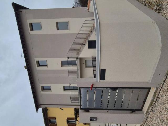 Appartamento in vendita a Montecchio, Cortona