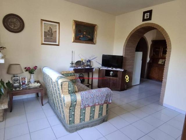Villa Indipendente in vendita a Cortona, Toscana