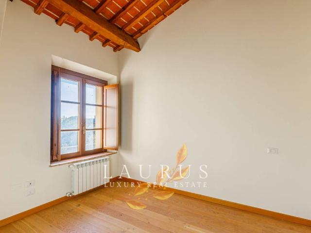Appartamento in vendita a Montecchio, Cortona