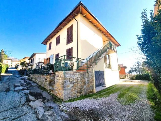 Appartamento in vendita a Cortona, Toscana