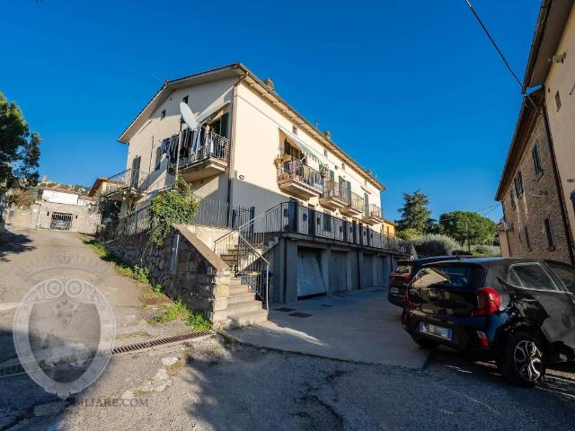 Appartamento in vendita a Cortona, Toscana