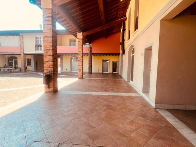 Appartamento in vendita a Corzano, Lombardia