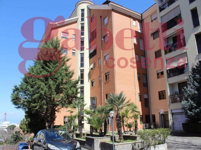 Appartamento in vendita a Città 2000, Calabria