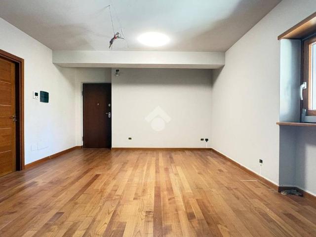 Appartamento in vendita a Quartiere Tribunale, Calabria
