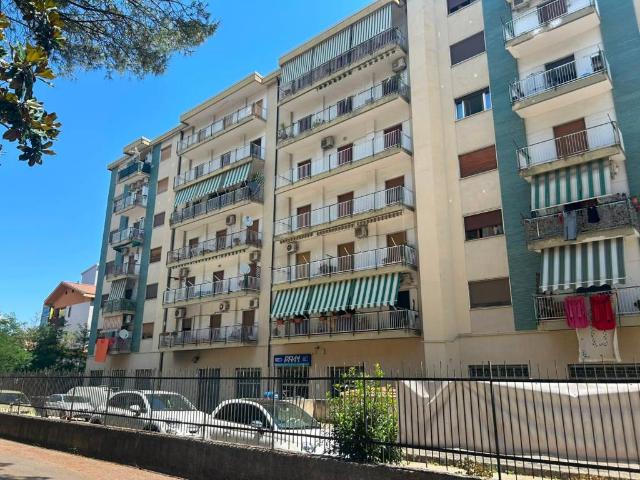 Appartamento in vendita a Città 2000, Calabria