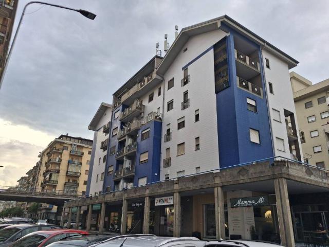 Appartamento in vendita a Città 2000, Calabria
