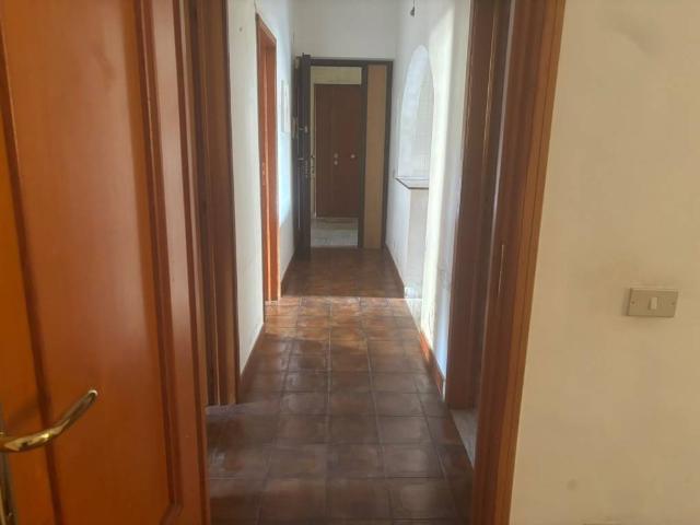 Appartamento in vendita a Quartiere Tribunale, Cosenza