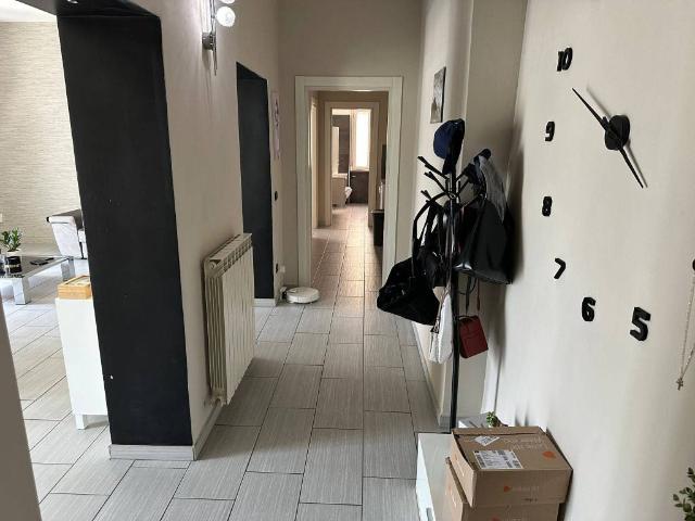 Appartamento in vendita a Quartiere Tribunale, Calabria
