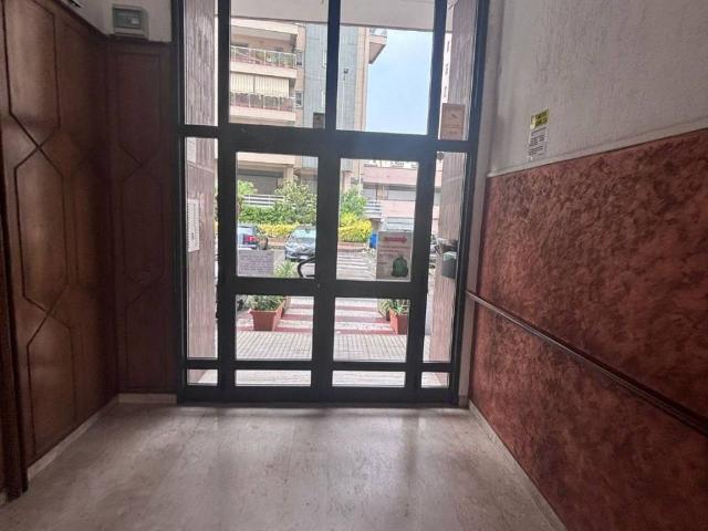 Appartamento in vendita a Quartiere Tribunale, Calabria
