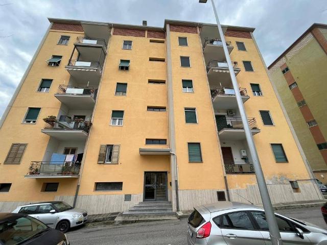 Appartamento in vendita a Città 2000, Calabria