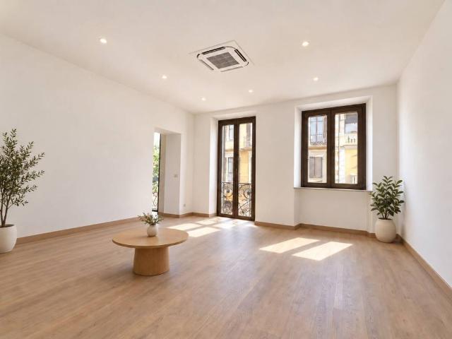 Appartamento in vendita a Centro, Cossato