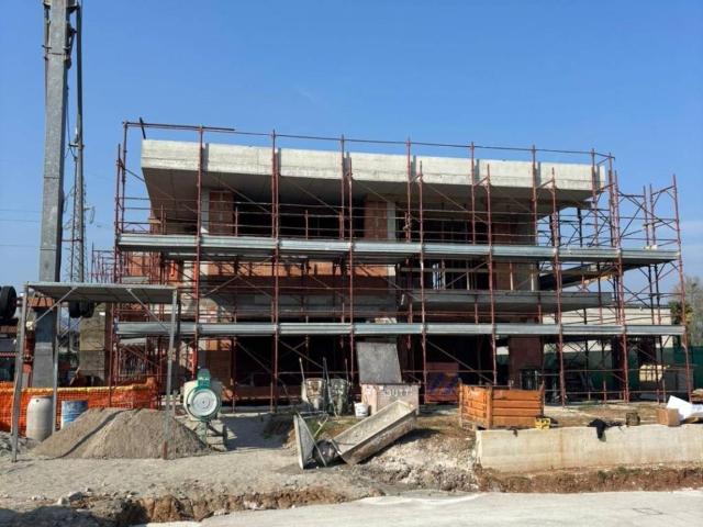 Villa Indipendente in vendita a Costa Di Mezzate, Lombardia
