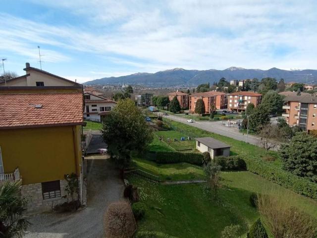 Appartamento in vendita a Costa Masnaga, Lombardia