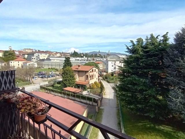 Appartamento in vendita a Costa Masnaga, Lombardia