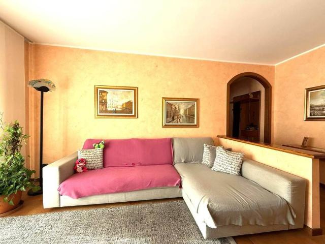 Appartamento in vendita a Costa Masnaga, Lombardia
