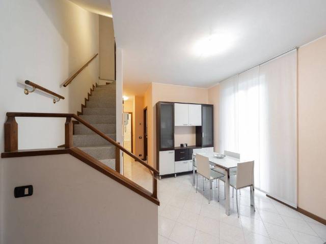 Appartamento in vendita a Costa Masnaga, Lombardia