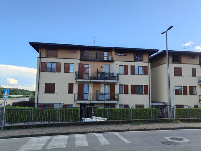 Appartamento in vendita a Costa Masnaga, Lombardia