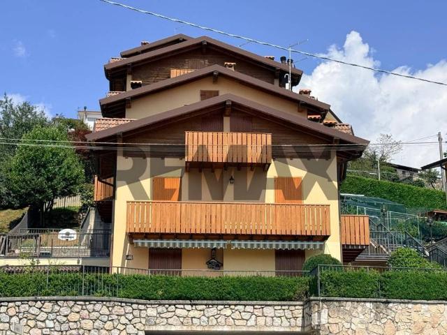 Appartamento in vendita a Comunità Montana della Valle Brembana, Costa Di Serina
