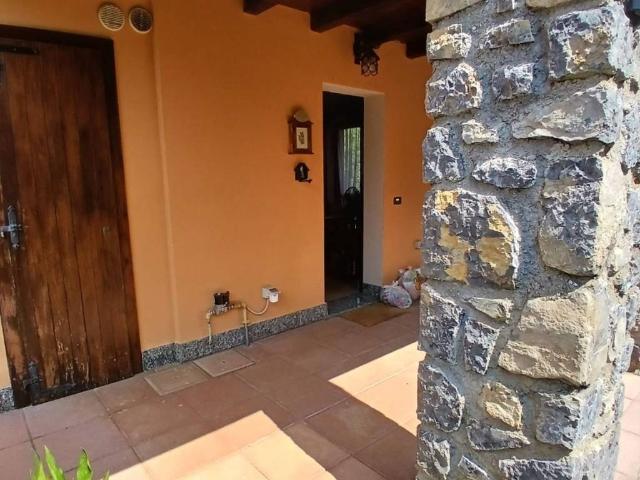 Appartamento in vendita a Comunità Montana della Valle Brembana, Costa Di Serina