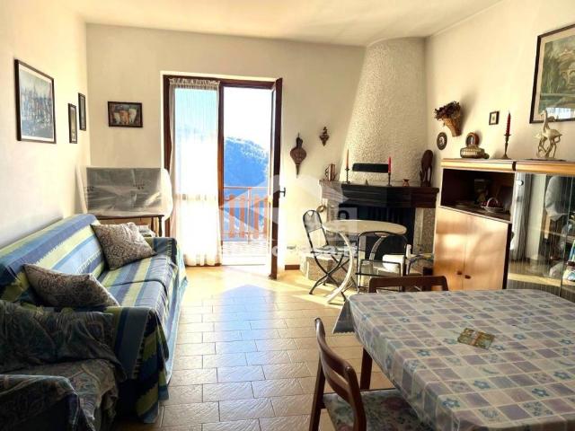 Appartamento in vendita a Comunità Montana della Valle Brembana, Costa Di Serina