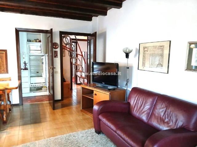 Appartamento in vendita a Comunità Montana della Valle Brembana, Costa Di Serina