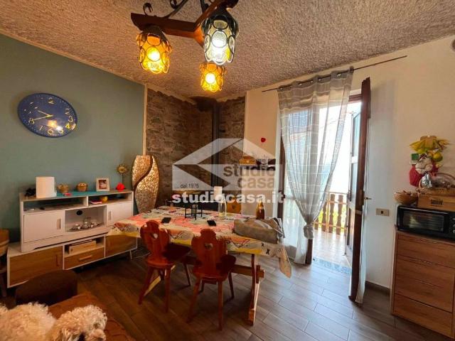 Appartamento in vendita a Comunità Montana della Valle Brembana, Costa Di Serina