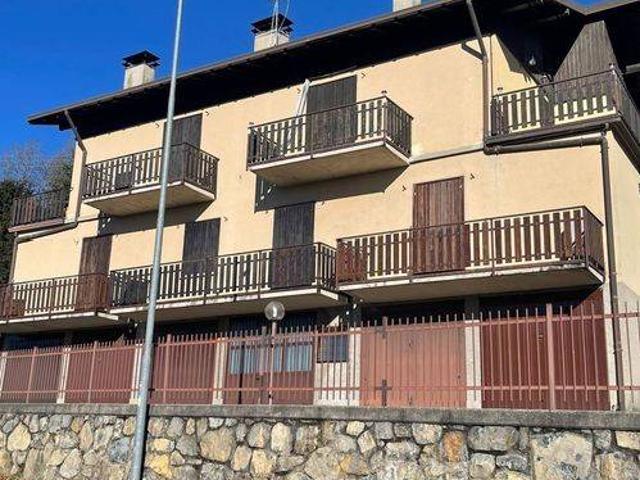 Appartamento in vendita a Comunità Montana della Valle Brembana, Costa Di Serina