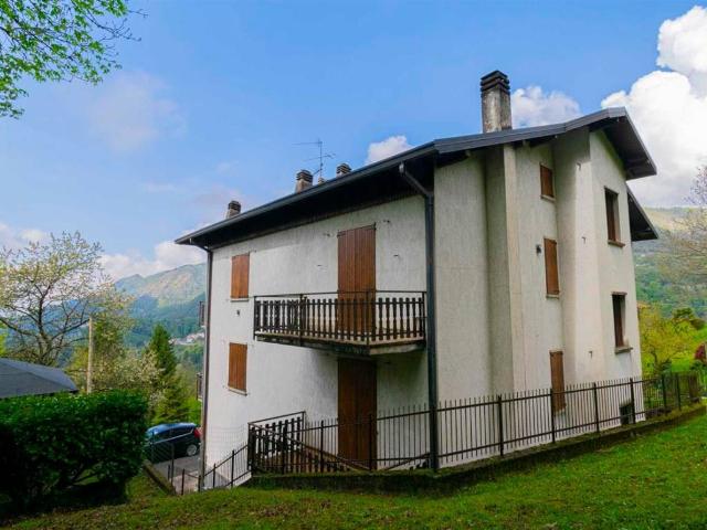 Appartamento in vendita a Comunità Montana della Valle Brembana, Costa Di Serina