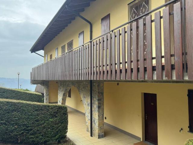Appartamento in vendita a Comunità Montana della Valle Brembana, Costa Di Serina