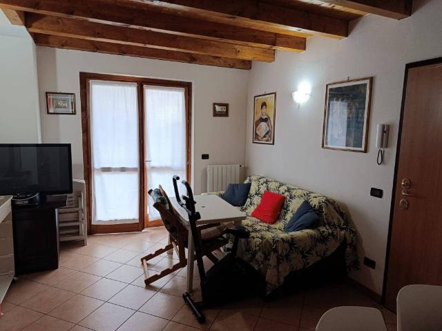 Appartamento in vendita a Comunità Montana della Valle Brembana, Costa Di Serina
