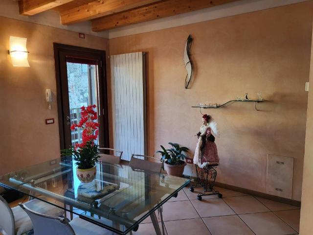 Appartamento in vendita a Branico, Costa Volpino