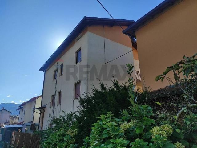 Appartamento in vendita a Qualino, Costa Volpino