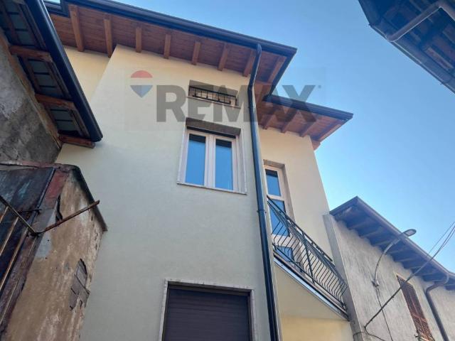 Appartamento in vendita a Branico, Costa Volpino