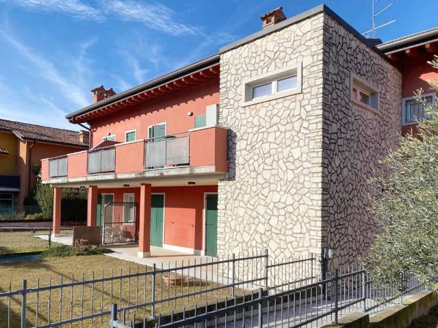 Appartamento in vendita a Costermano, Veneto
