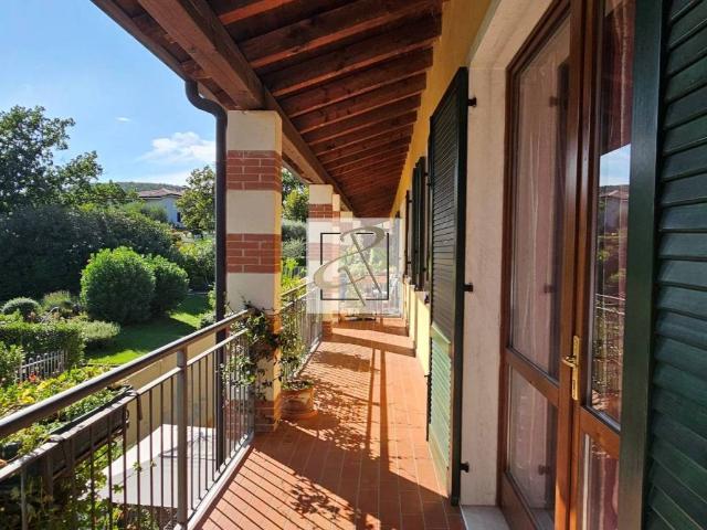 Appartamento in vendita a Castion Veronese, Costermano