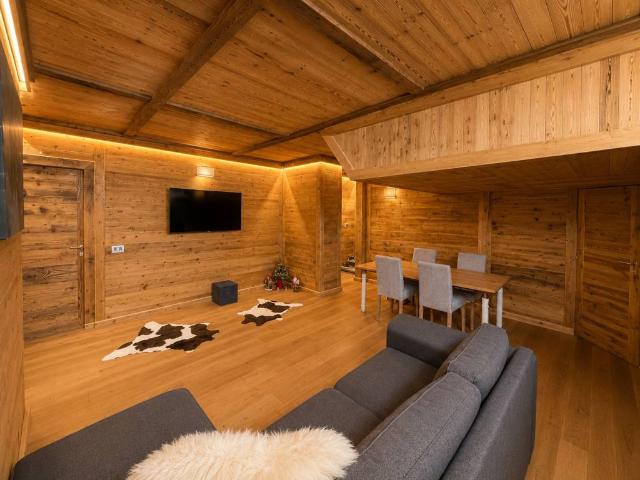 Appartamento in vendita a Dolonne, Courmayeur
