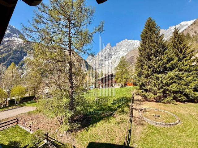 Appartamento in vendita a Entrèves, Courmayeur