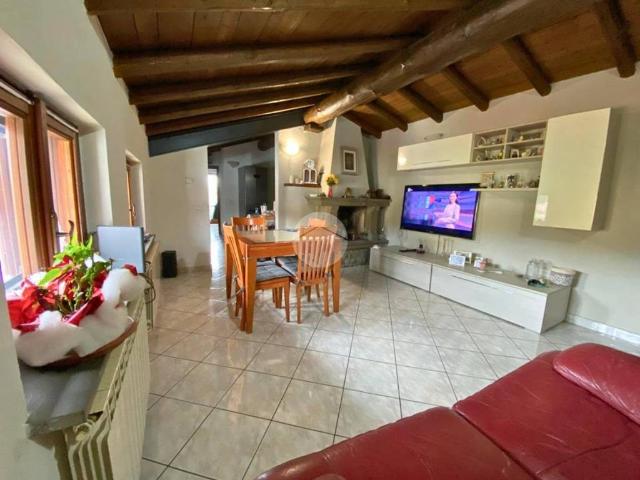 Appartamento in vendita a Credaro, Lombardia