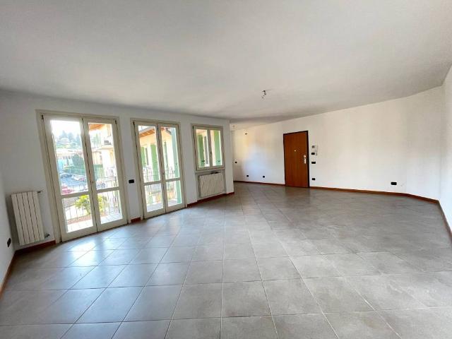 Appartamento in vendita a Credaro, Lombardia
